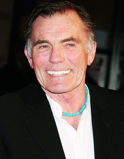 Maurice Roëves