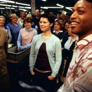 KINKY BOOTS, Ewan Hooper, Sara-Jane Potts, Chiwetel Ejiofor, 2005, ©Buena Vista Pictures