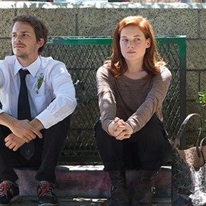 (L-R) Johnny Simmons as GJ and Jane Levy as Kate in "Frank and Cindy."