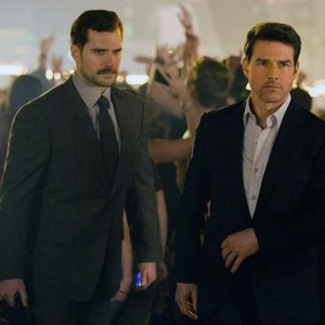 MISSION: IMPOSSIBLE - FALLOUT, FROM LEFT: HENRY CAVILL, TOM CRUISE, 2018. PH: CHIABELLA JAMES/© PARAMOUNT
