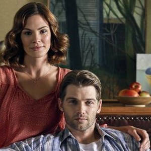 Daisy Betts and Mike Vogel