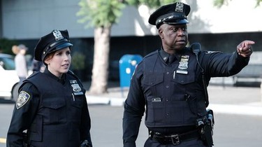 Brooklyn 99 season 7 episode 1 watch online outlet