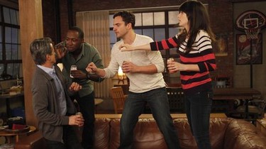 New girl season 1 episode 1 streaming shop