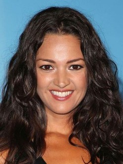 Paula Garces yalangoch qin va kokrak Paula Garces yalangoch qin va kokrak