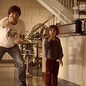 (L-R) Jason Bateman as Baxter Fang and Jack McCarthy as Young Buster in "The Family Fang."