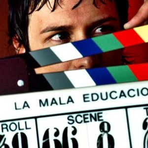 LA MALA EDUCACION, (aka BAD EDUCATION), Fele Martinez, on set, 2004. ©Sony Pictures Classics