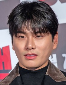 Lee Yi-kyung