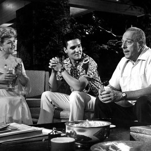BLUE HAWAII, Angela Lansbury, Elvis Presley, Roland Winters, 1961