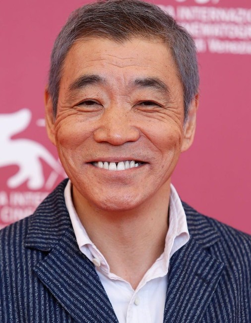 Akira Emoto