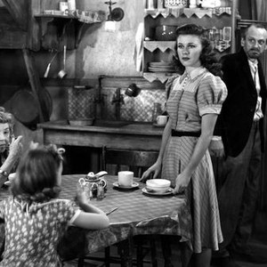 PRIMROSE PATH, Queenie Vassar, Joan Carroll, Ginger Rogers, Miles Mander, 1940
