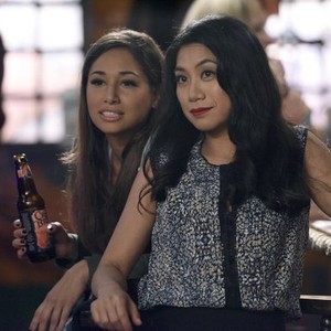 Cooper Barrett's Guide to Surviving Life, Meaghan Rath (L), Liza Lapira (R), 'How to Survive Your Couch Surfer', Season 1, Ep. #5, ©FOX