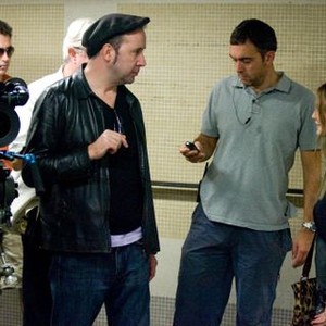 PUSH, director Paul McGuigan (leather jacket), Dakota Fanning (right), on set, 2009. Ph: John P. Johnson/©Summit Entertainment