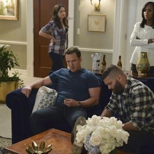 Scandal, from left: Katie Lowes, Josh Randall, Guillermo Diaz, Kerry Washington, 'The State of the Union', Season 4, Ep. #2, 10/02/2014, ©ABC
