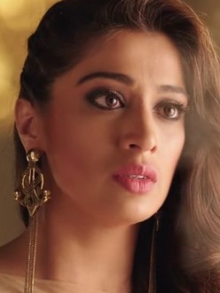 Julie 2 full movie watch online store
