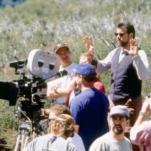 STAR TREK: FIRST CONTACT, director Jonathan Frakes (top right), on set, 1996. ©Paramount