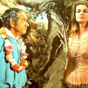 Carry on Up the Jungle (1970) photo 4
