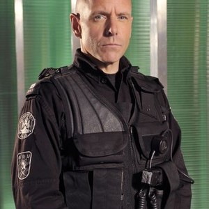 cast of flashpoint season 2 episode 3