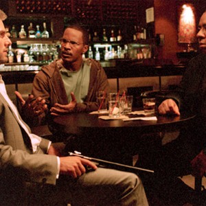 Max (JAMIE FOXX, center) tries to intervene with Vincent (TOM CRUISE, left) to save the life of Daniel (BARRY SHABAKA HENLEY), one of the people Vincent was contracted to kill.