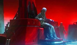 Star Wars: The Last Jedi: Behind the Scenes - Snoke and Mirrors photo 11