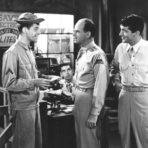 AT WAR WITH THE ARMY, Jerry Lewis, Danny Dayton, William Mendrek, Dean Martin, 1950