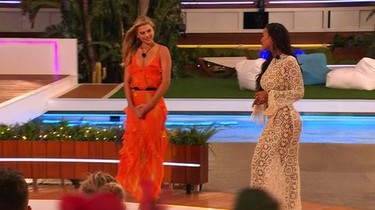 Love island season 1 episode 8 sales