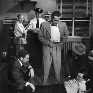 THE ENFORCER, (aka MURDER, INC.), Roy Roberts, King Donavan, Humphrey Bogart, Ted de Corsia (on floor), 1951