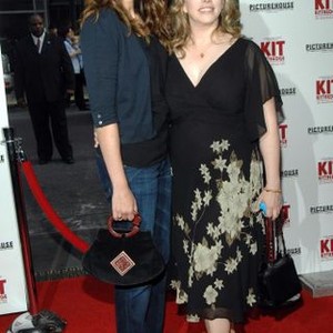 Julia Roberts; Lisa Gillan at arrivals for Premiere of KIT KITTREDGE: AN AMERICAN GIRL, The Ziegfeld Theatre, New York, NY, June 19, 2008. Photo by: George Taylor/Everett Collection
