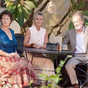 THE BEST EXOTIC MARIGOLD HOTEL, from left: Celia Imrie, Diana Hardcastle, Ronald Pickup, 2012. ph: Ishika Mohan/TM and ©Copyright Fox Searchlight Pictures.