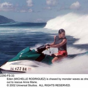 Blue Crush photo 4