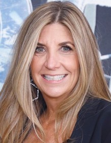 Lisa Lobel