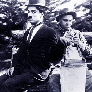 In the Park (1915) photo 5