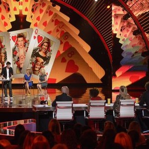 America's Got Talent, Hoda Kotb (L), Kathie Lee Gifford (R), 'Episode #827', Season 8, Ep. #27, 09/18/2013, ©NBC