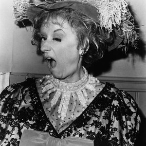 DID YOU HEAR THE ONE ABOUT THE TRAVELING SALESLADY?, Phyllis Diller, 1968