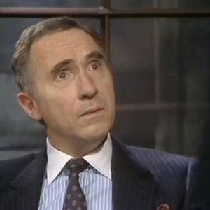 Yes, Minister: Season 2, Episode 7 - Rotten Tomatoes