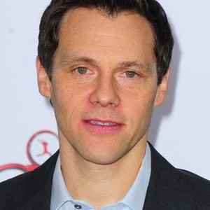 Will Gluck at arrivals for ANNIE Premiere, Ziegfeld Theatre, New York, NY December 7, 2014. Photo By: Gregorio T. Binuya/Everett Collection