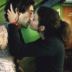 Adrien Brody as Jack (left) and Charlotte Ayanna as Claire (right) photo 6
