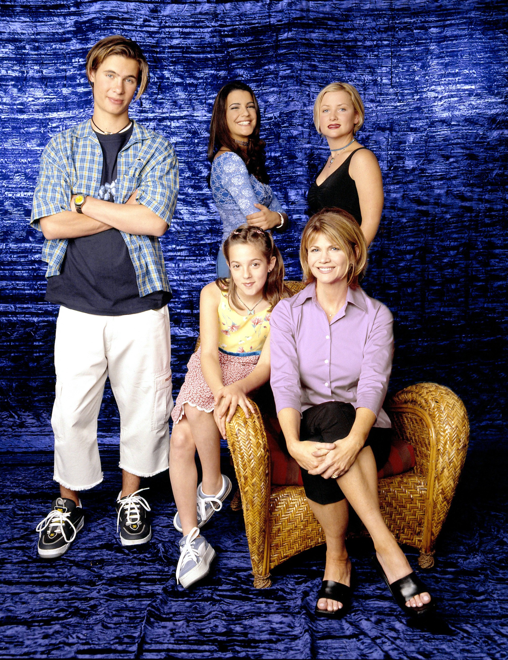 Circle The Odd One Out – Activity Workbook - AutiSpark, image size:1920x2496